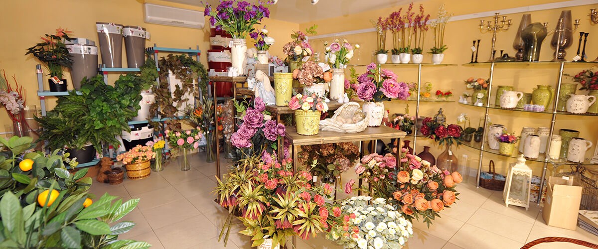 Цветочный магазин с отличной проходимостью